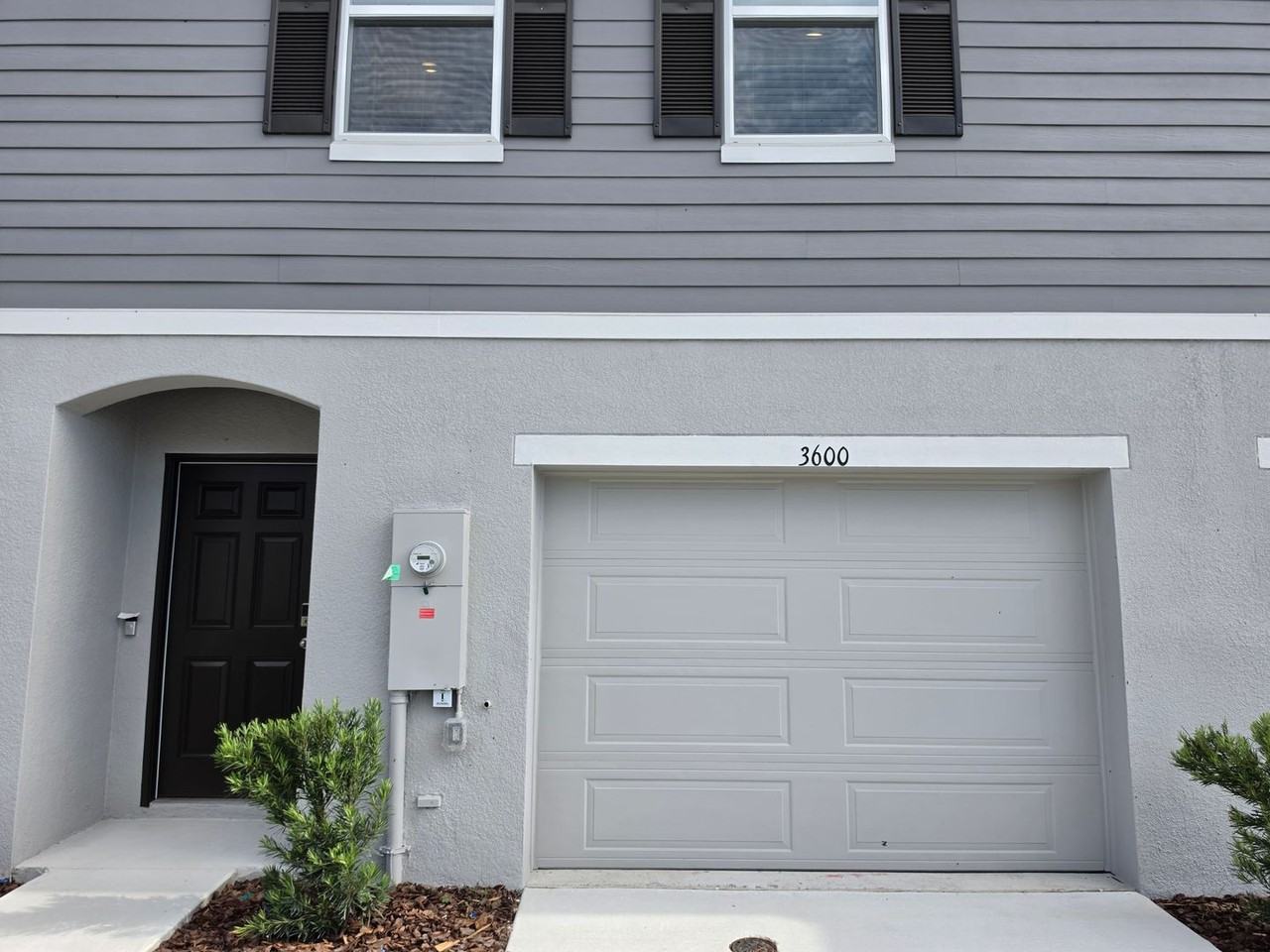 3600 Summit View Way - Photo 2 of 50