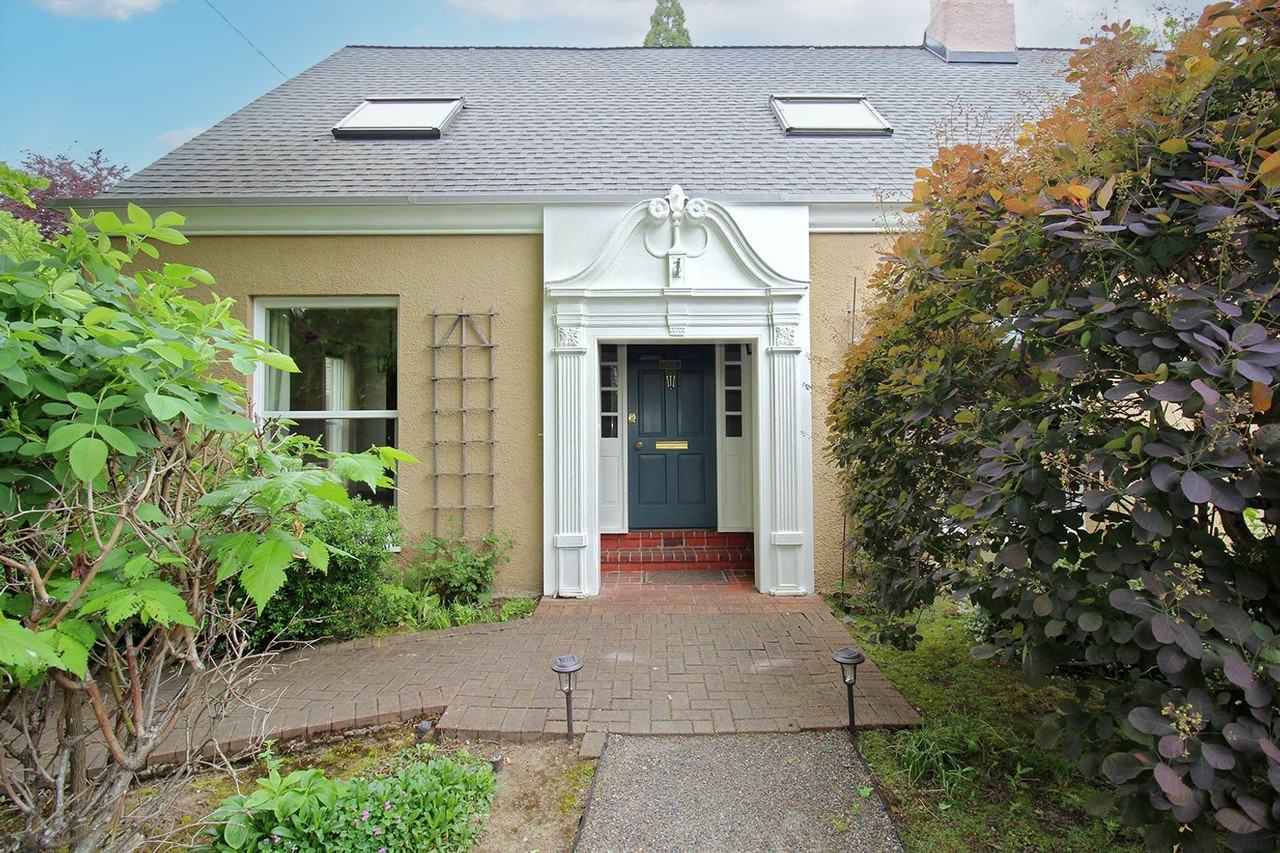 2823 Ne Tillamook St - Photo 2 of 36