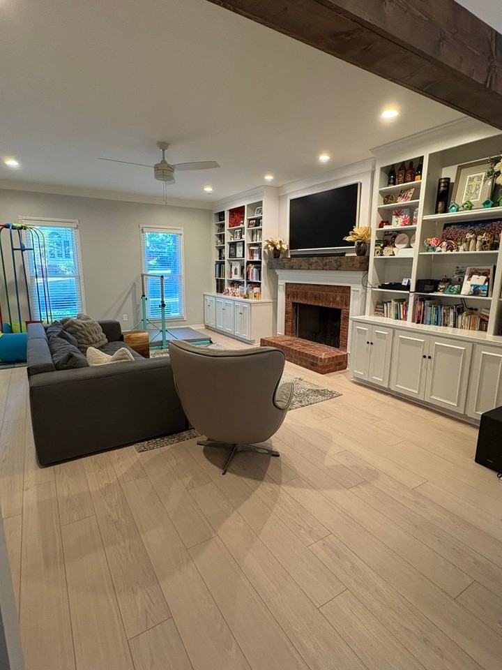 5 Saint Thomas Ct - Photo 3 of 42