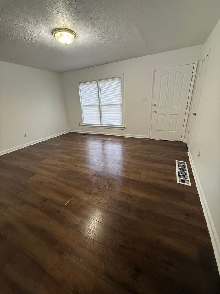 216 Shreveport Dr - Photo 6 of 8
