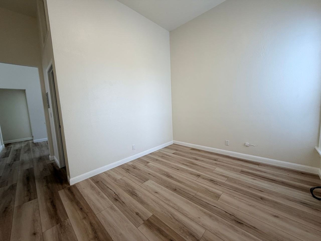 1115 7th Ave #4 - Photo 4 of 40