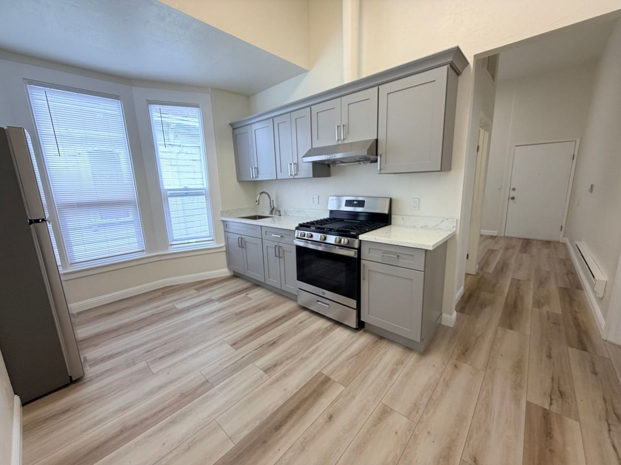 1115 7th Ave #4 - Photo 5 of 40