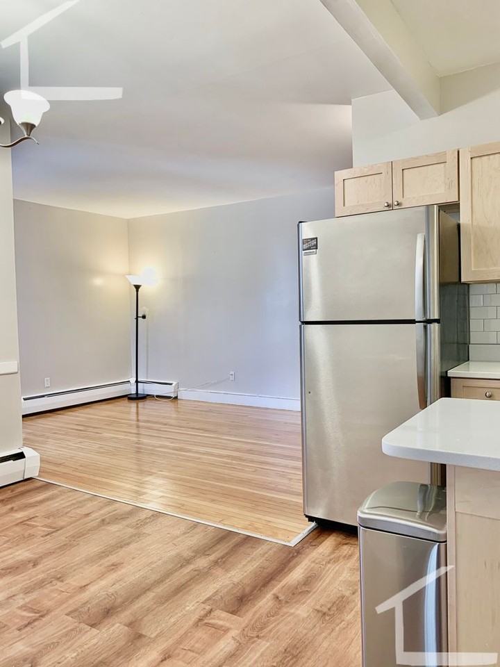 168 Winthrop St - Photo 2 of 7
