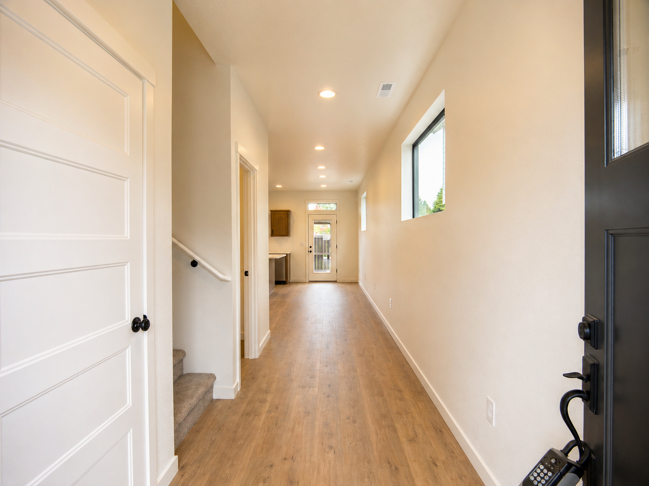 10112 Ne 45th Ct - Photo 2 of 19
