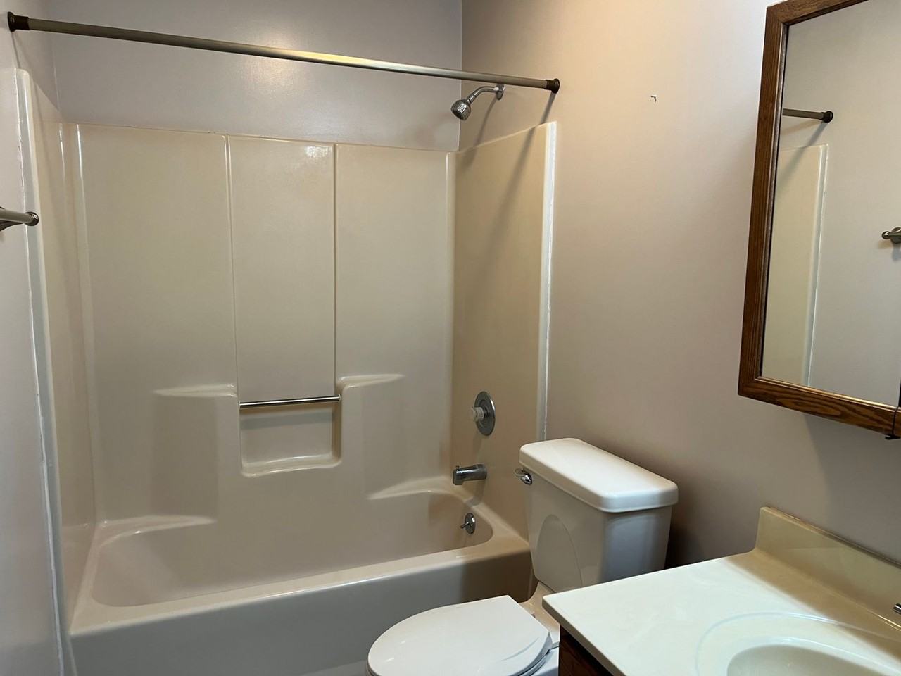 2541 Winfield Dr - Photo 3 of 16