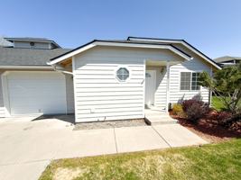 featured image of 5542 Glenridge Way