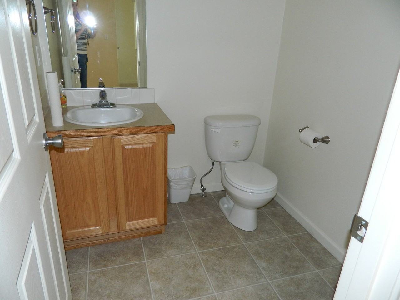 423 Nosler St - Photo 7 of 19