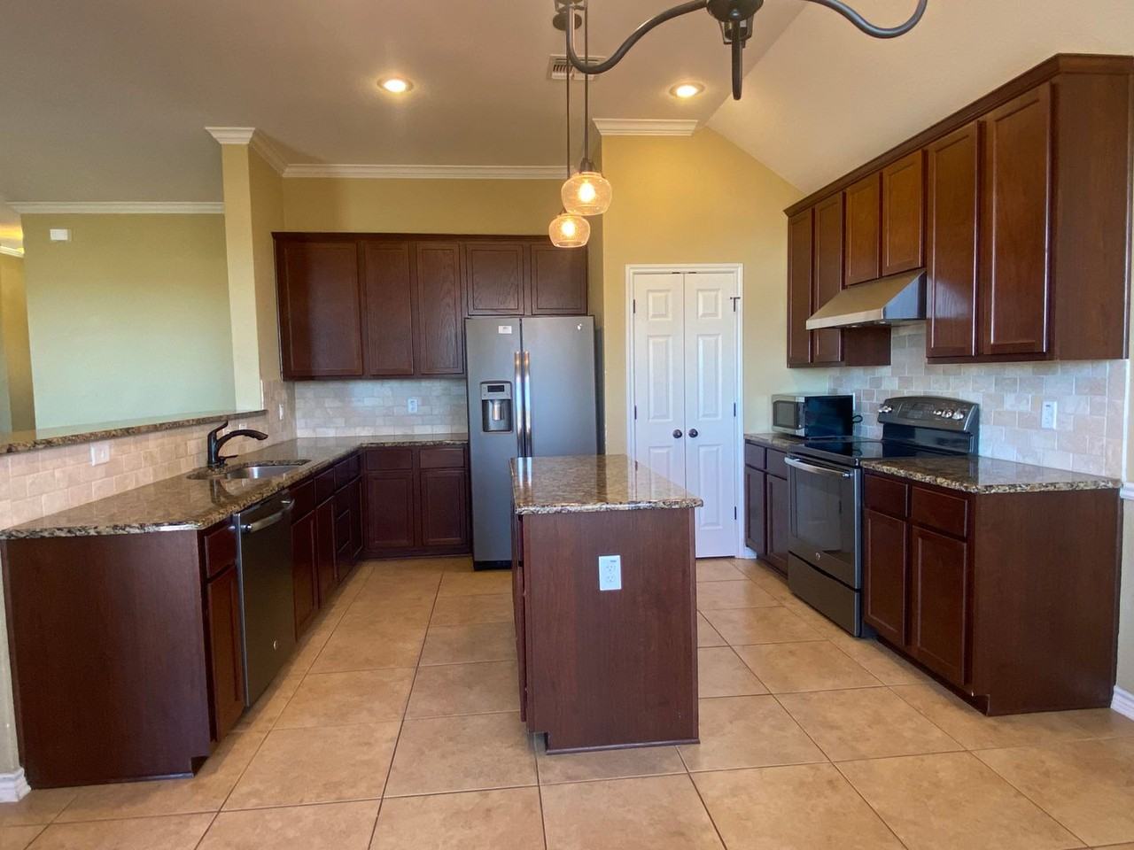 716 Copper Ridge Loop - Photo 7 of 33