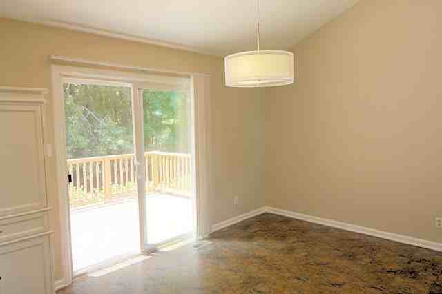 6017 Crabapple Rd - Photo 4 of 11