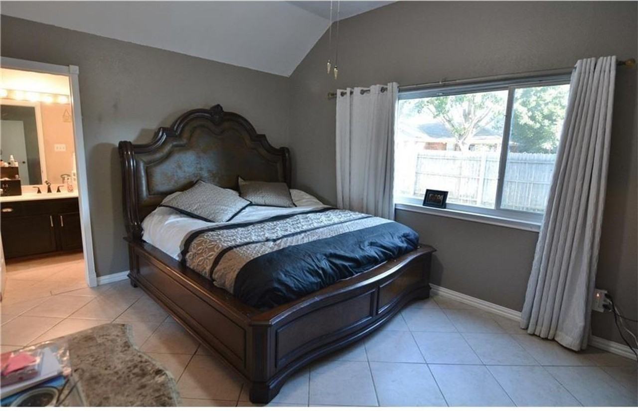 4108 Goodnight Cir - Photo 2 of 33