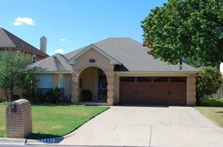 7437 Steward Ln - Photo 1 of 1