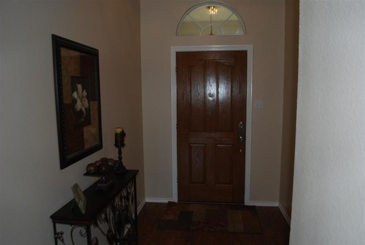 7437 Steward Ln - Photo 2 of 16
