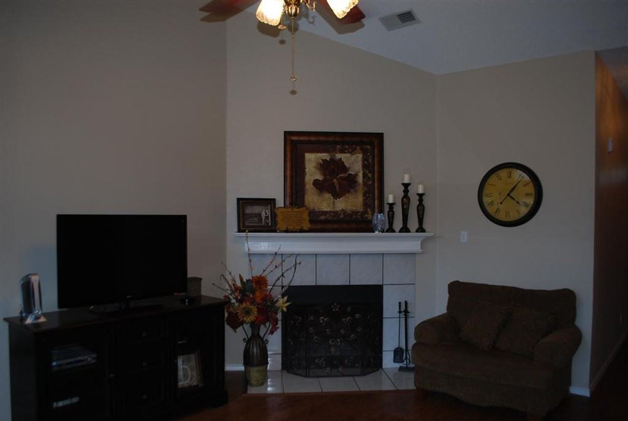 7437 Steward Ln - Photo 7 of 16