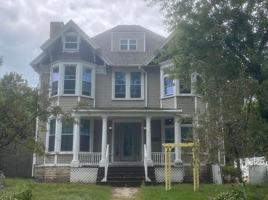 featured image of 2001 Main St