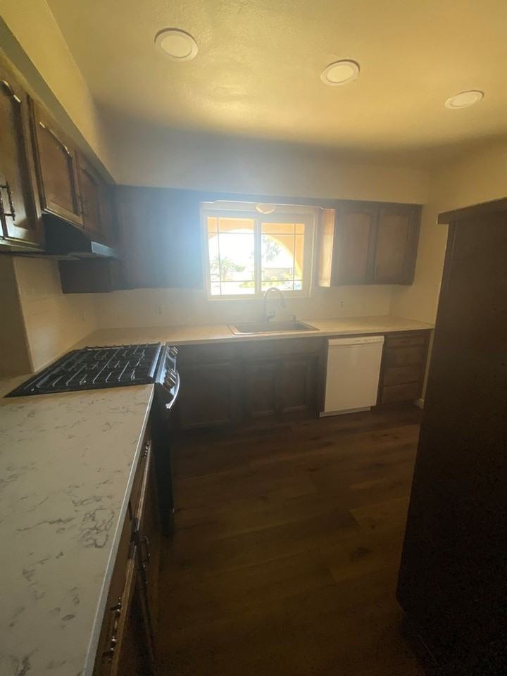 2144 Beechwood Ct - Photo 5 of 16