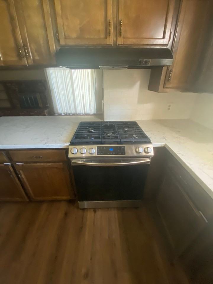 2144 Beechwood Ct - Photo 6 of 16