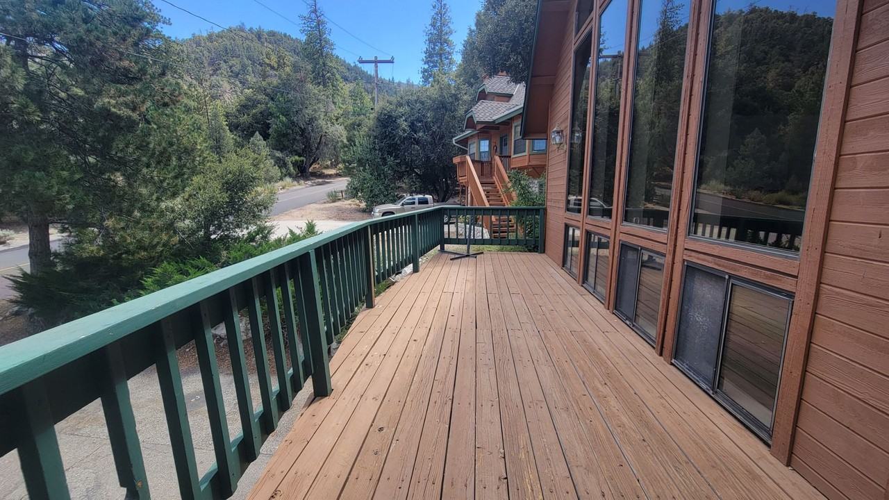 1617 Zion Way - Photo 3 of 21
