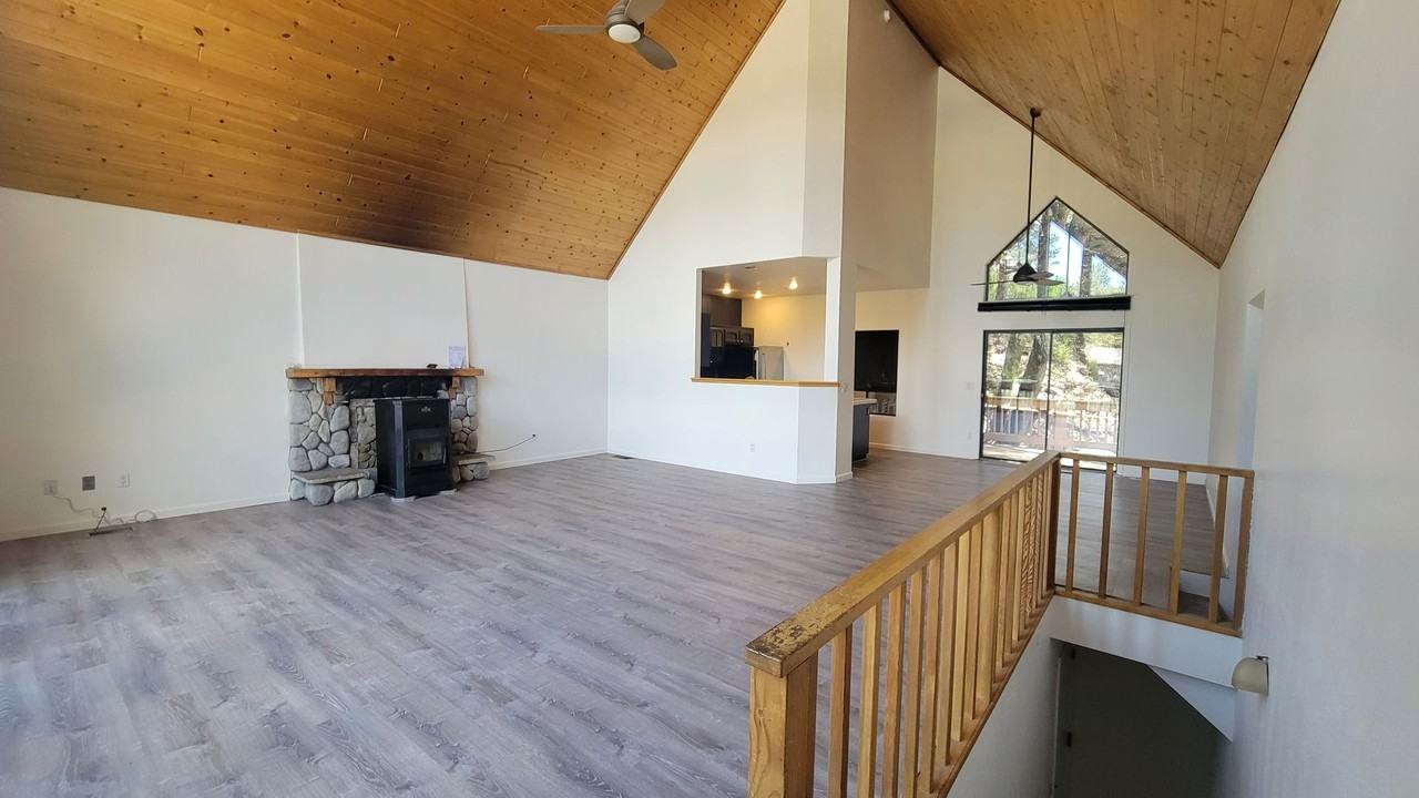 1617 Zion Way - Photo 4 of 21