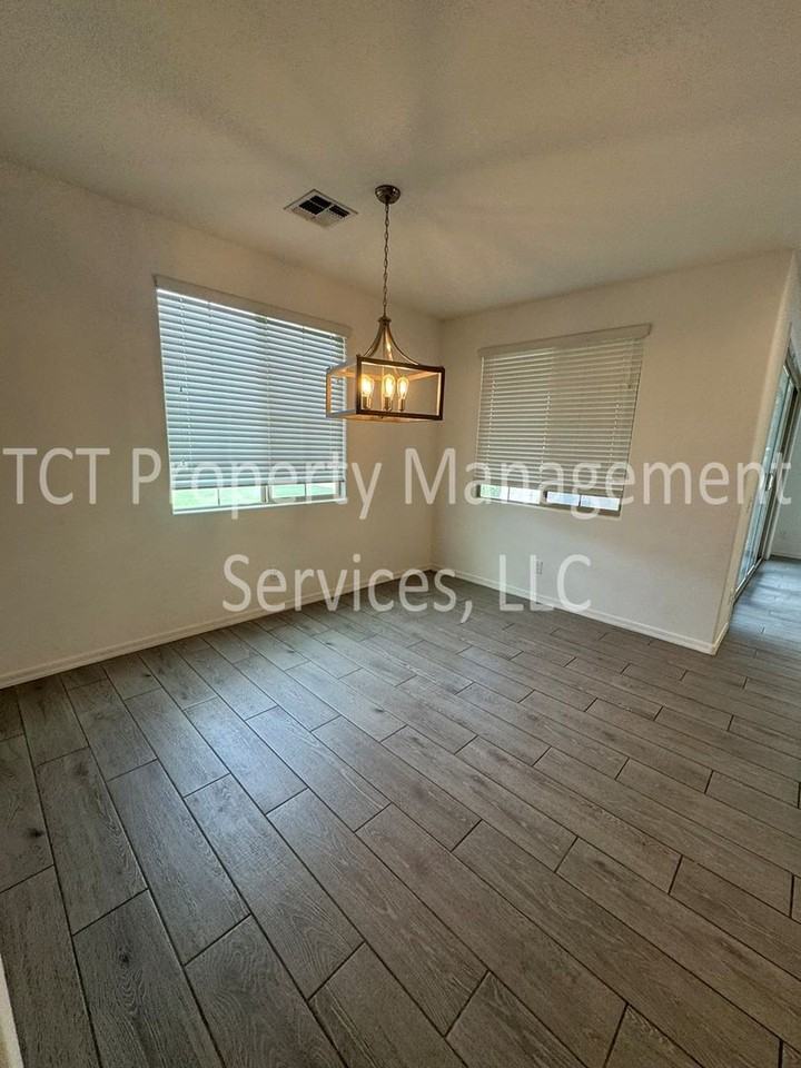 22742 E Domingo Rd - Photo 3 of 23