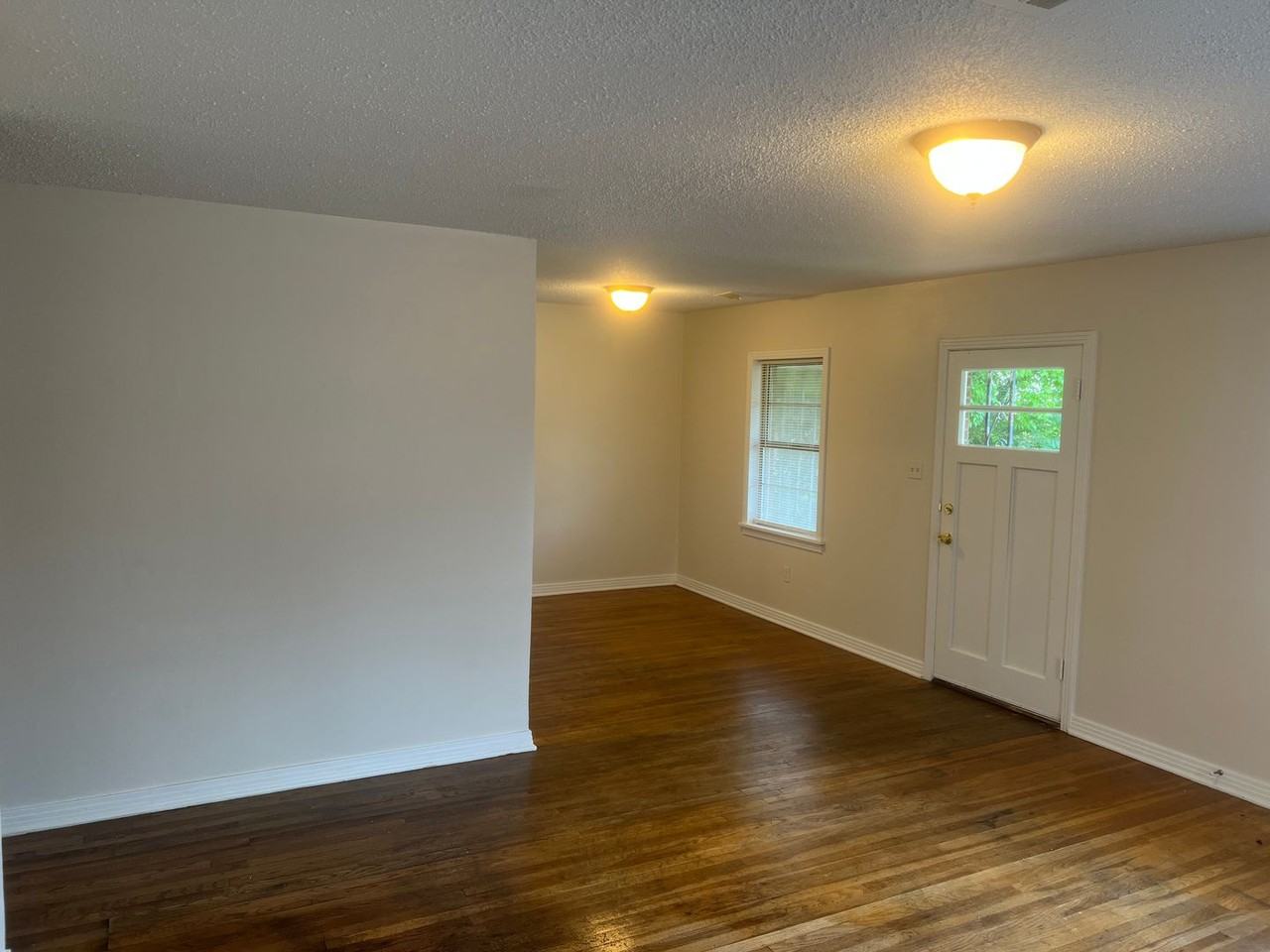 1305 Clifton St - Photo 5 of 13