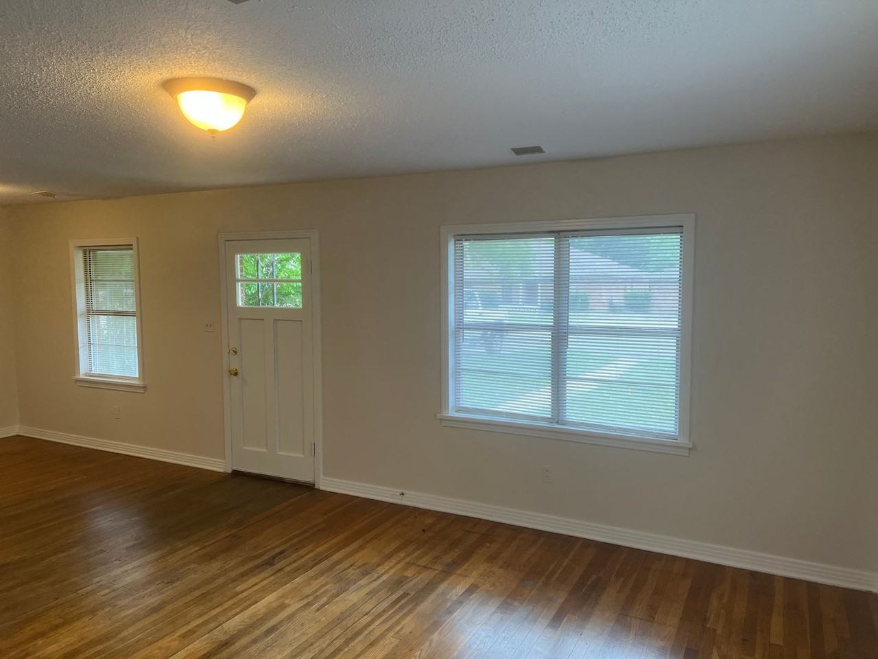 1305 Clifton St - Photo 6 of 13