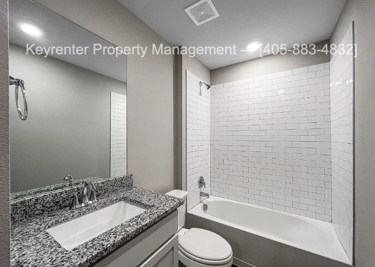 1308 Sunstone St - Photo 5 of 15