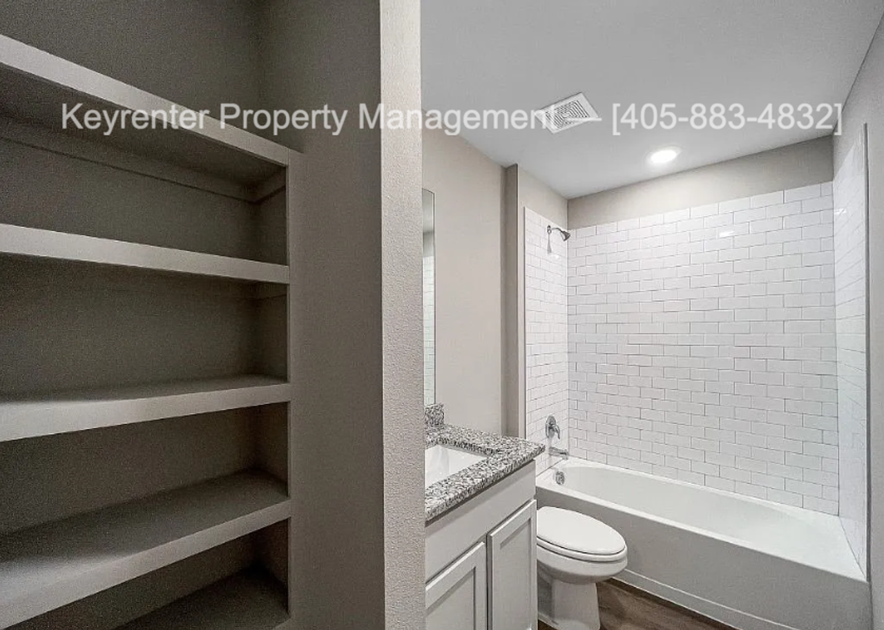 1308 Sunstone St - Photo 6 of 15