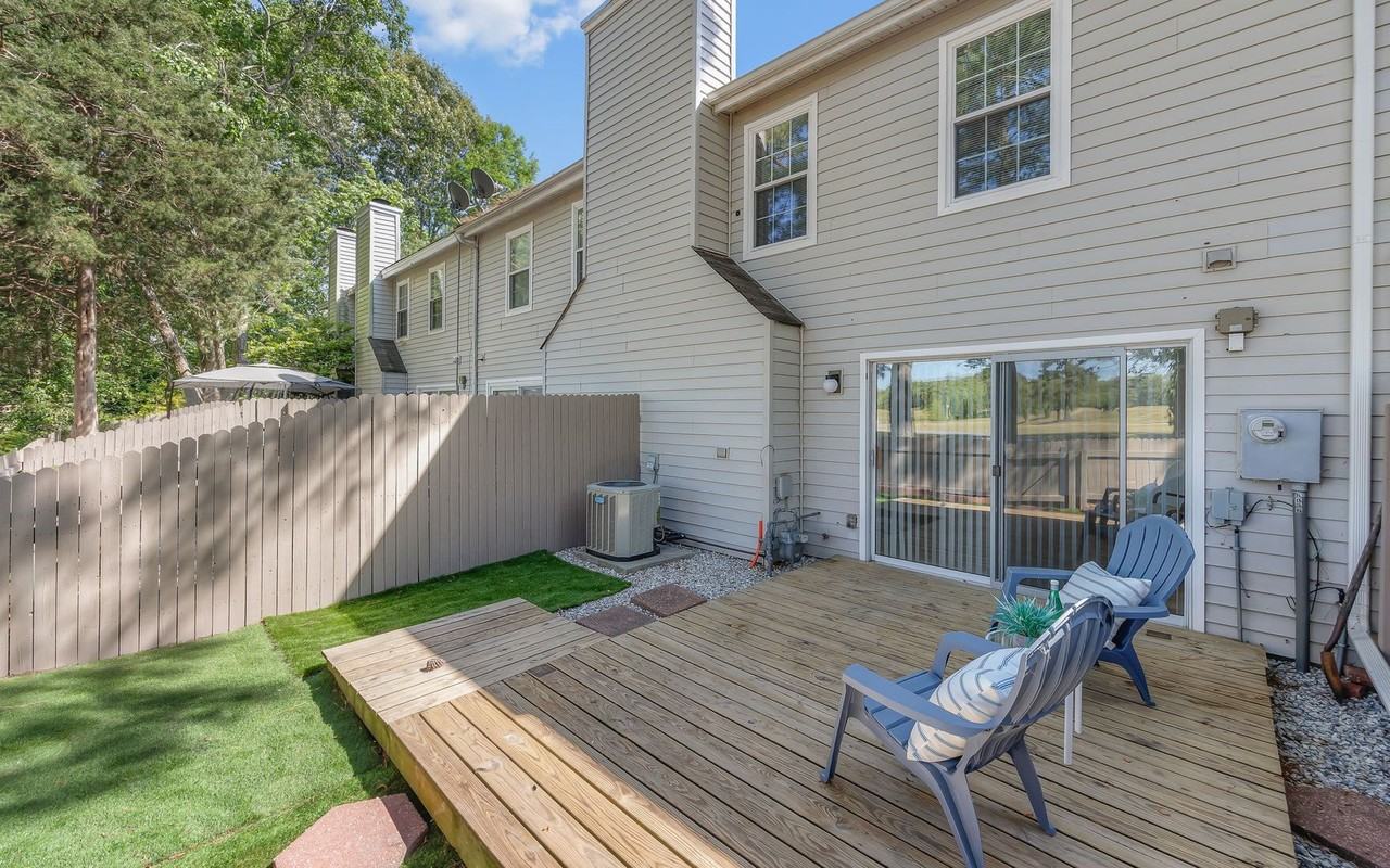5036 Glenwood Way - Photo 2 of 39