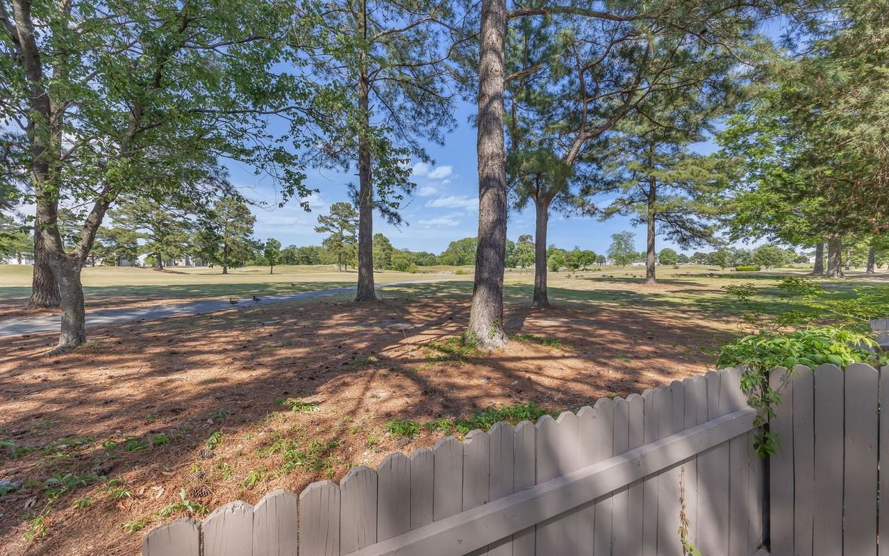 5036 Glenwood Way - Photo 3 of 39