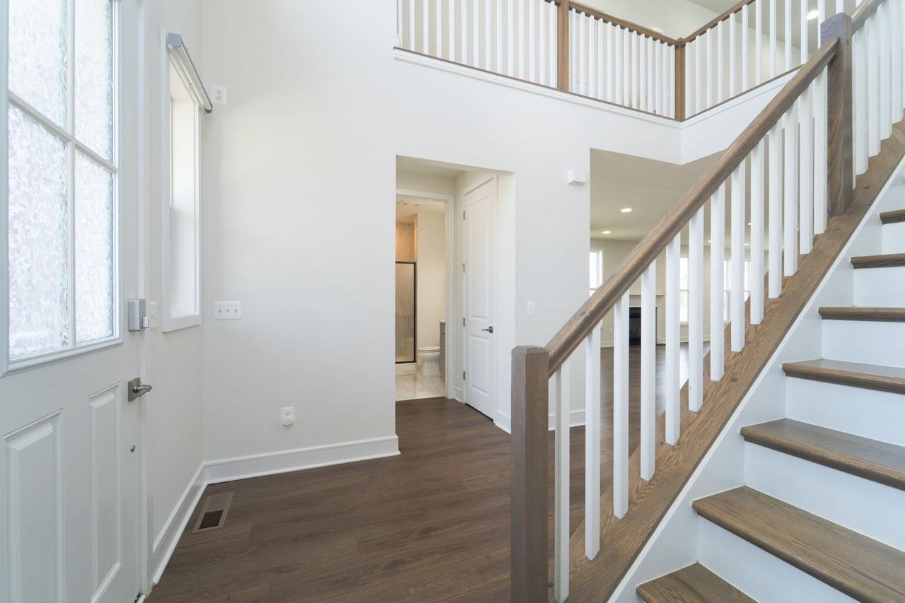 41935 Spring Air Dr - Photo 4 of 50