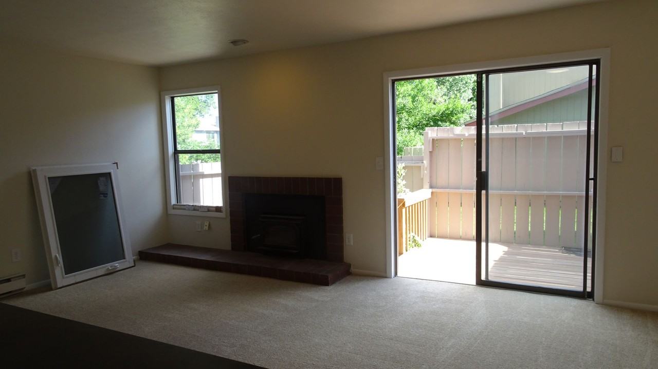 3186 Westwood Ct - Photo 6 of 21