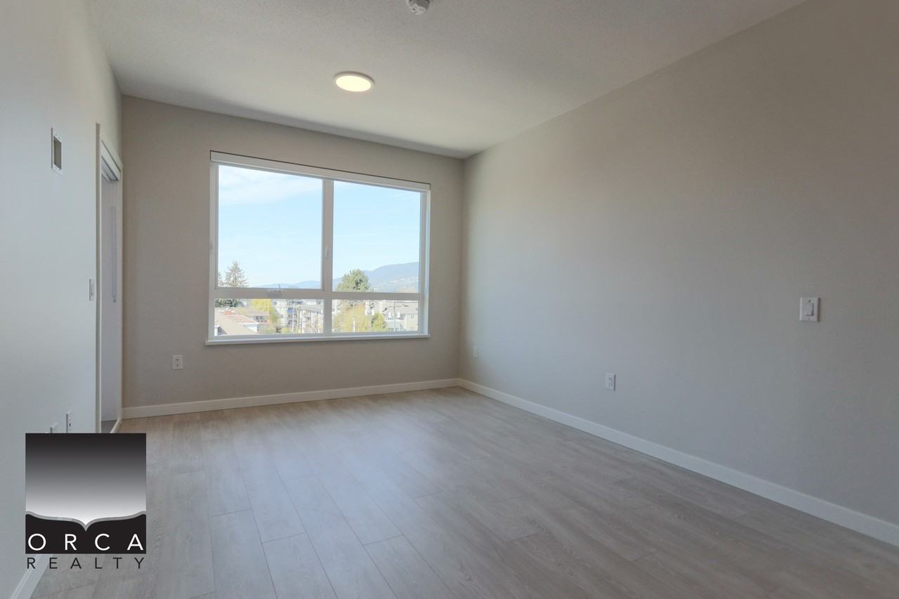 110 Lennox - Photo 3 of 29