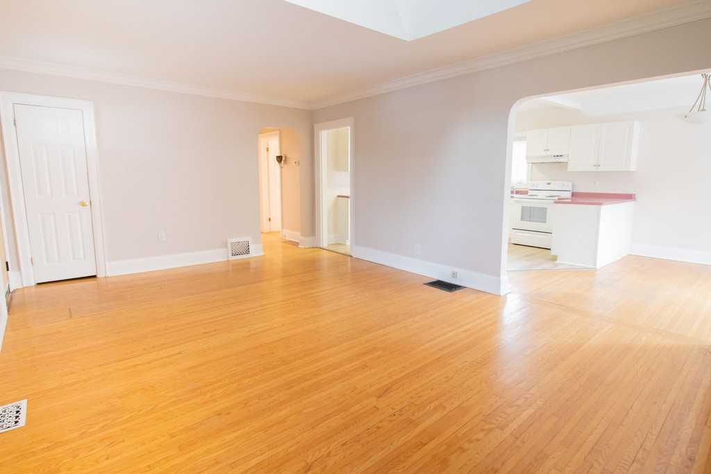 416 Niagara St - Photo 3 of 27