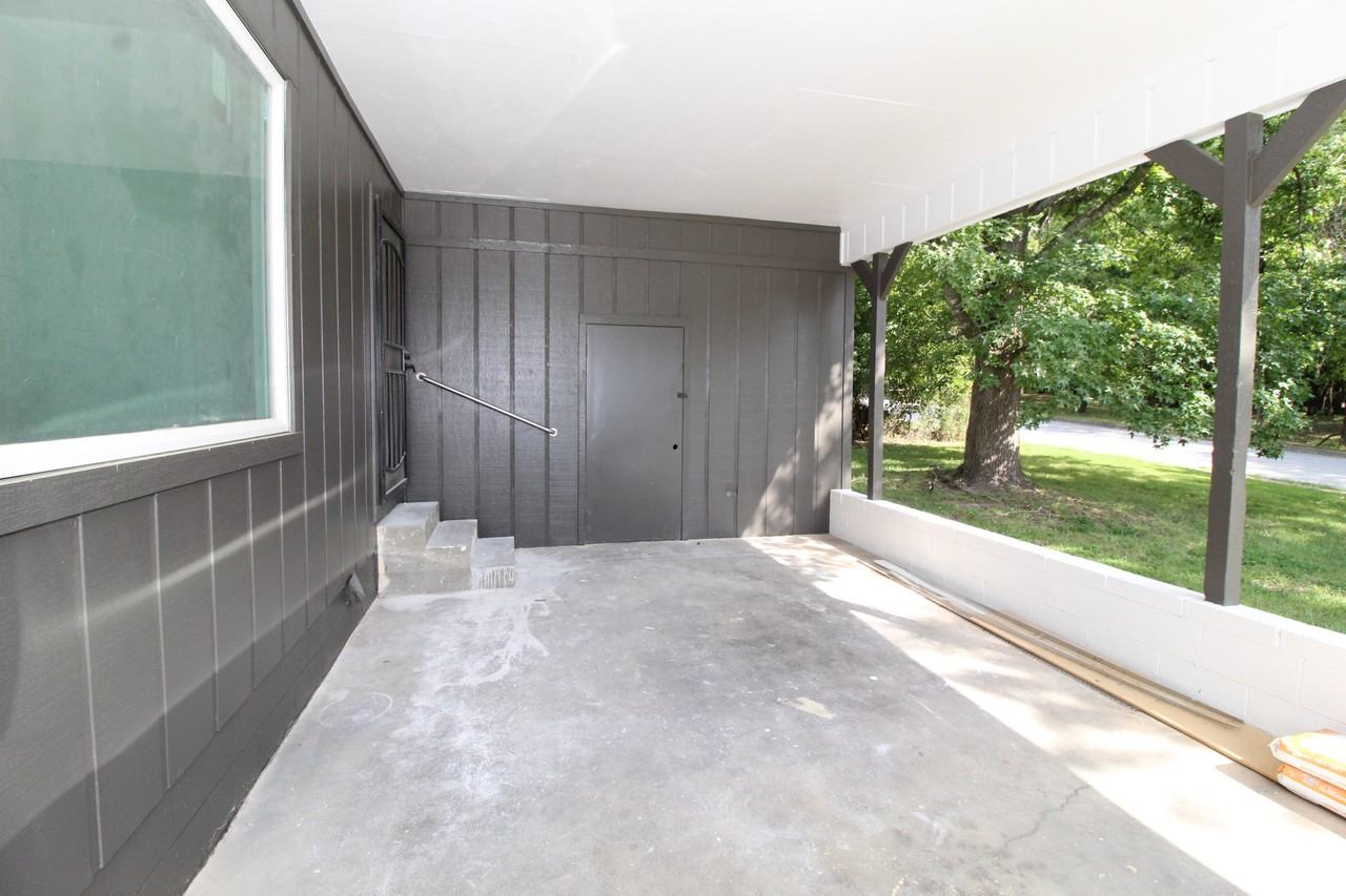 50 E 7th St #1 - Photo 4 of 31
