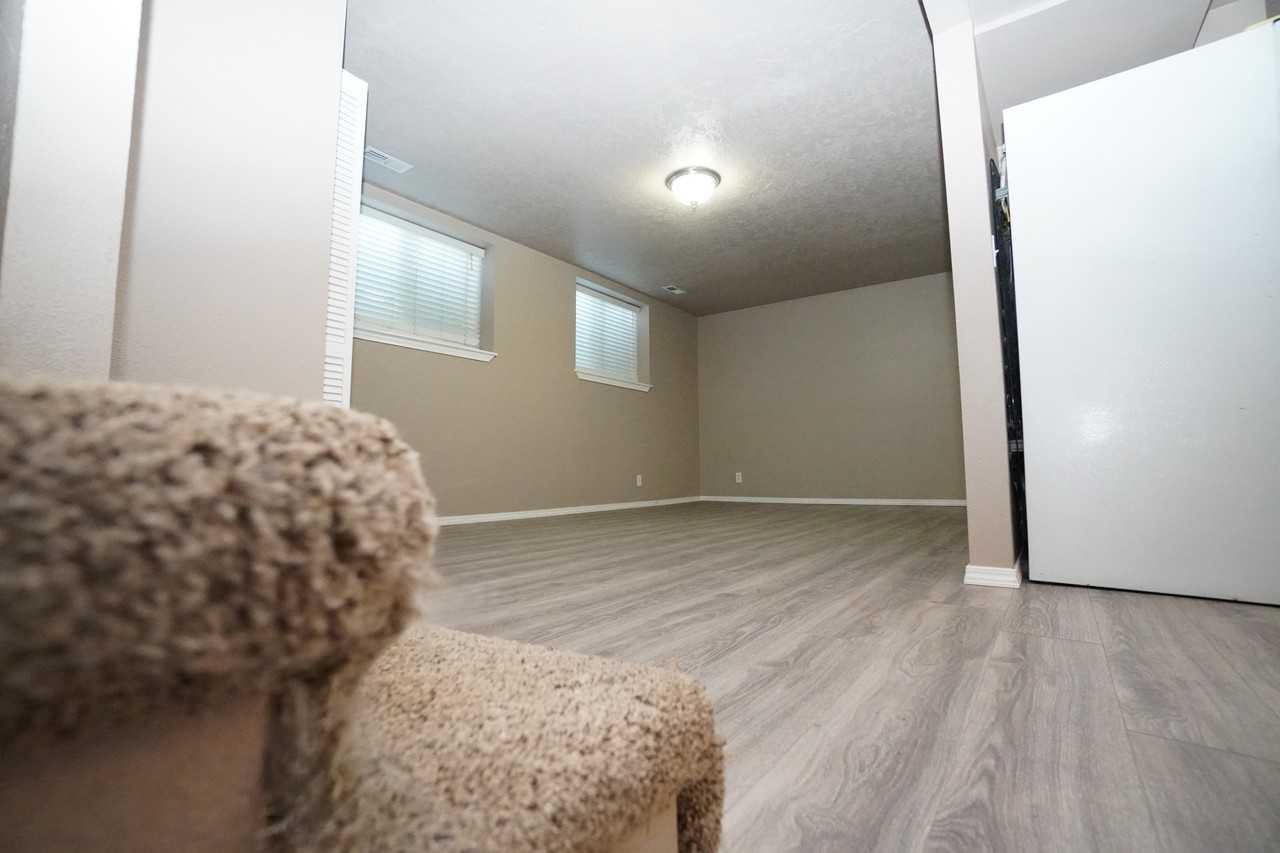 2210 S Owyhee St #1 - Photo 2 of 21