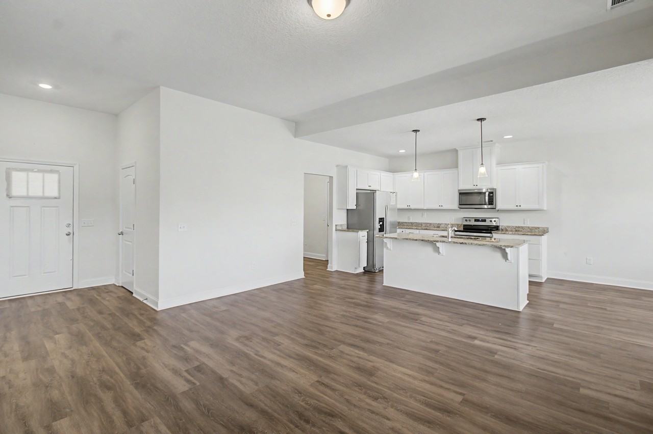 364 Abode Ave #1 - Photo 3 of 36