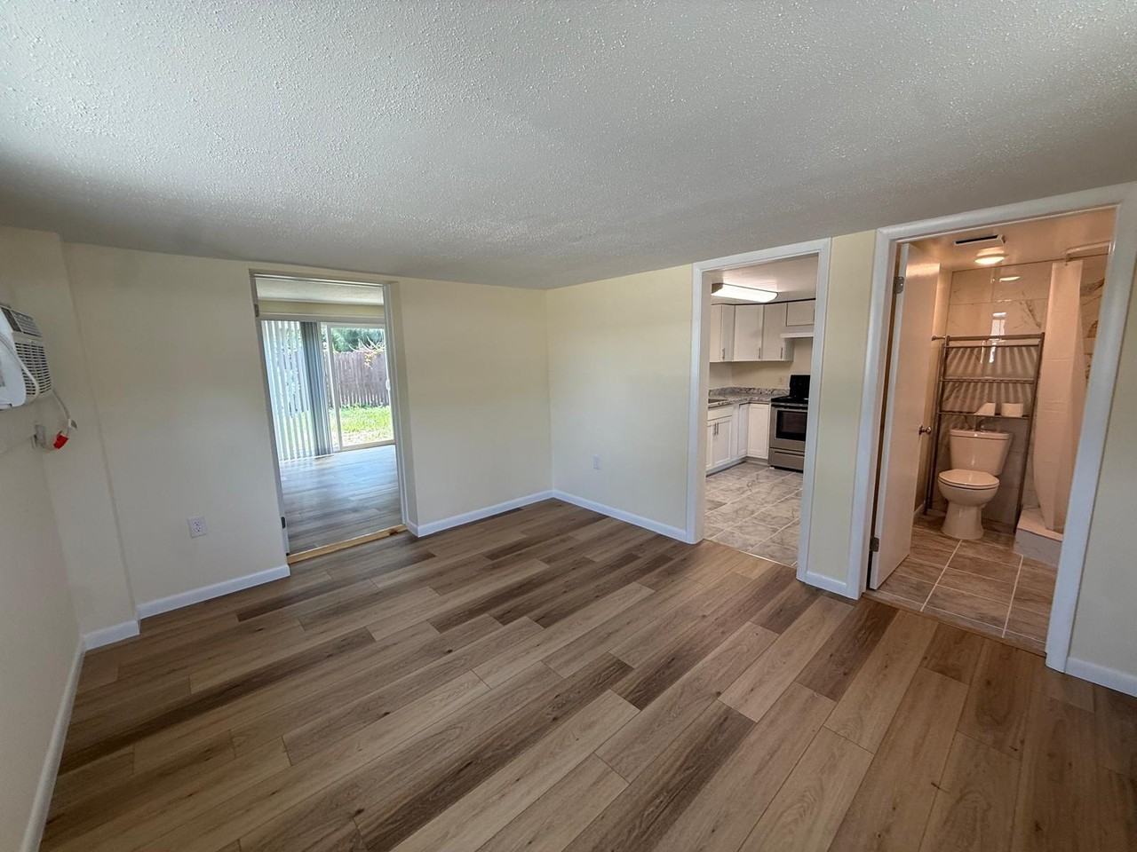 524B Yelvington Ave #524B - Photo 2 of 12