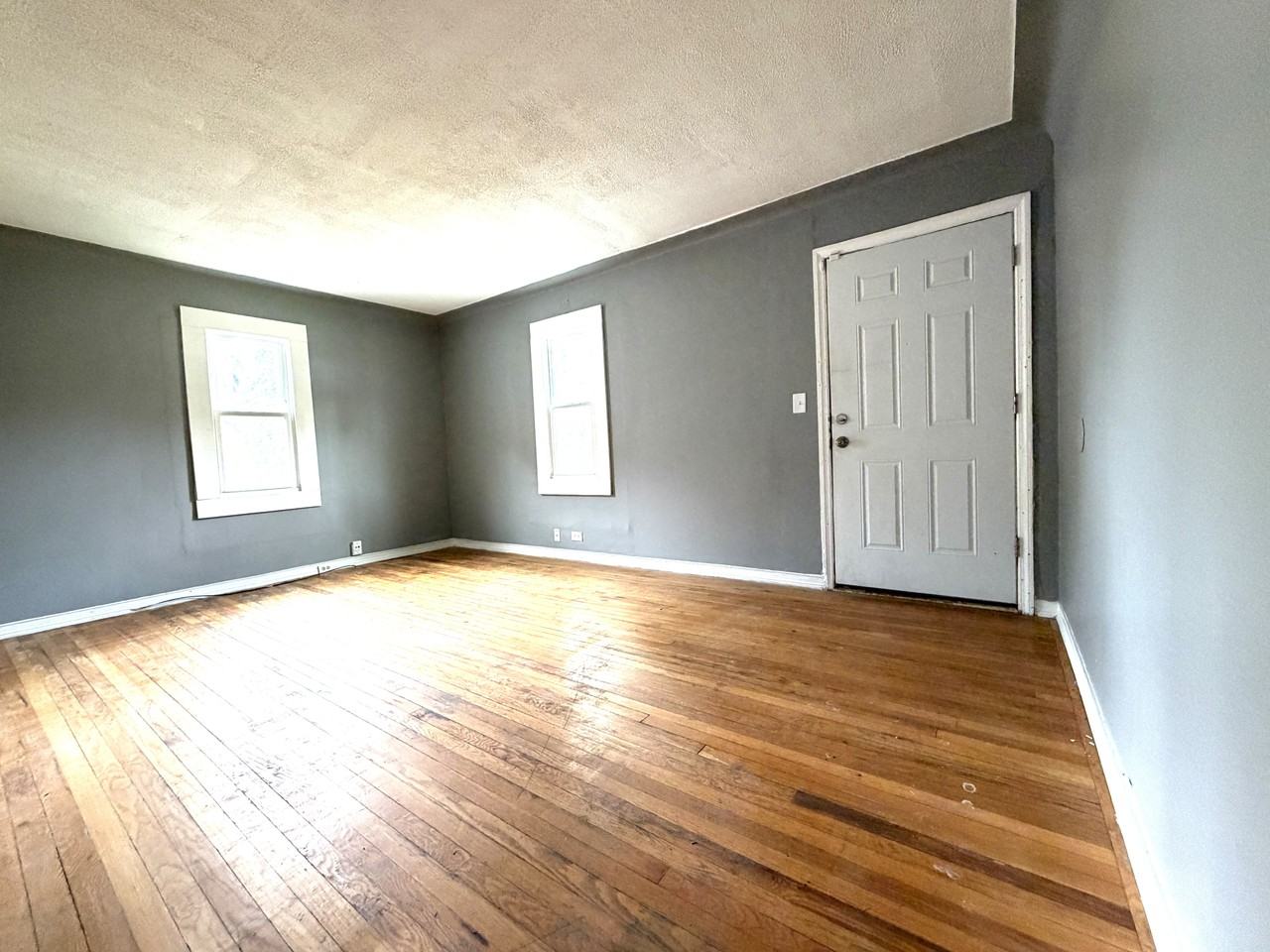 1486 Lavender Ave #1 - Photo 2 of 8
