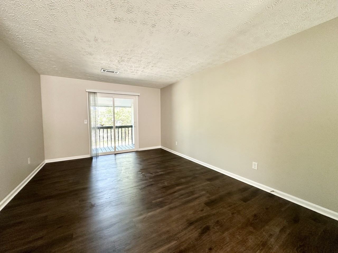 2825 Snow Rd #A - Photo 4 of 11