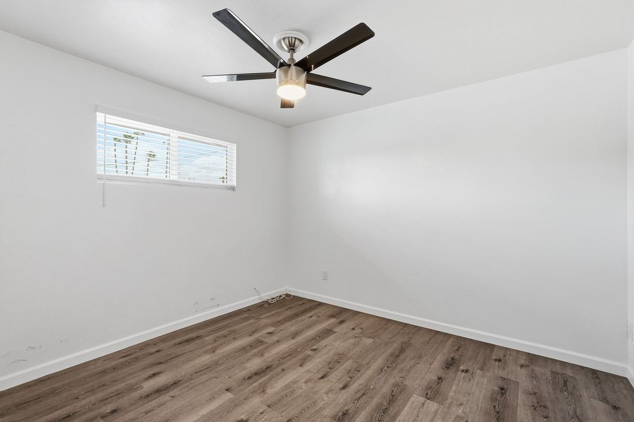 1329 N 48th St #5 - Photo 7 of 16