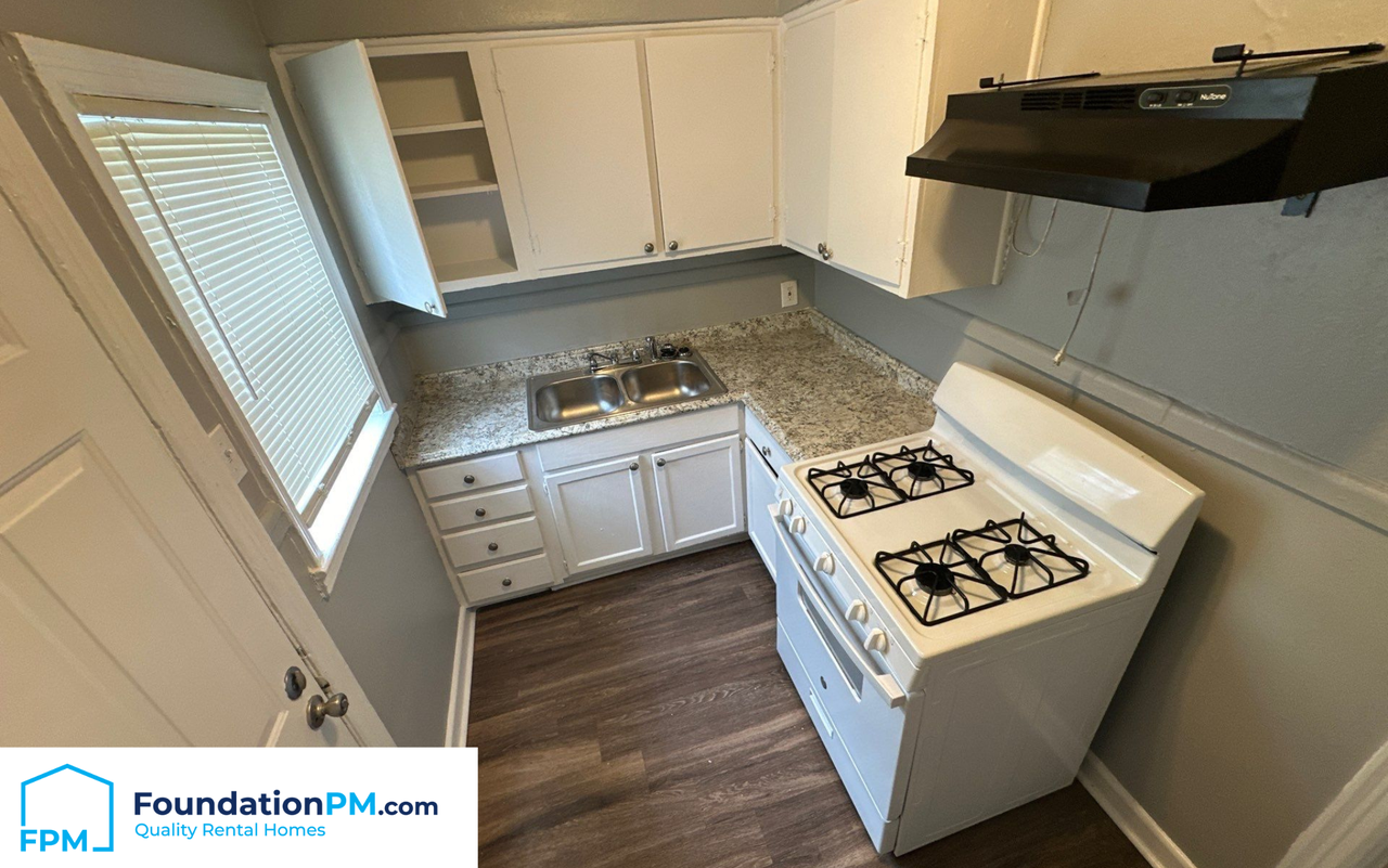1442 Semmes St #1 - Photo 4 of 14