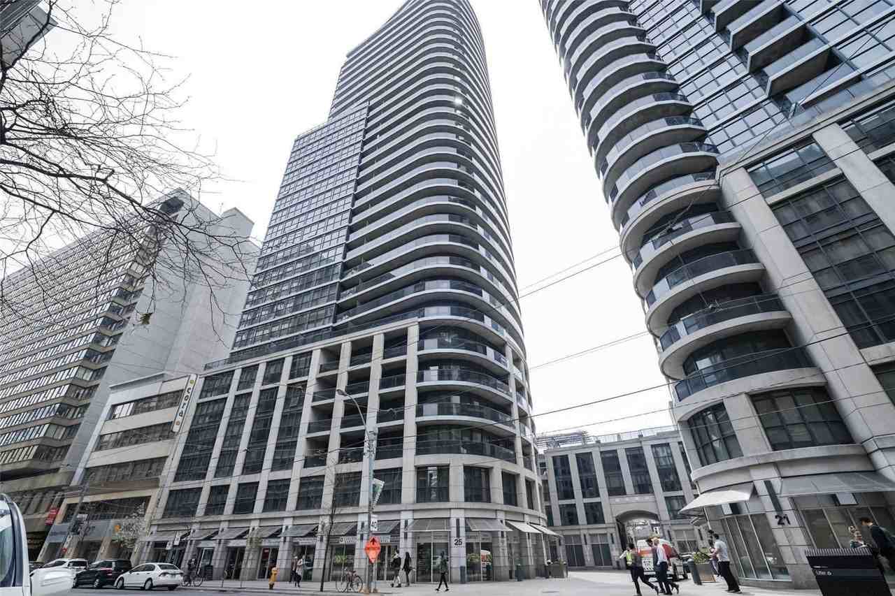 25 Carlton Street - Photo 2 of 7