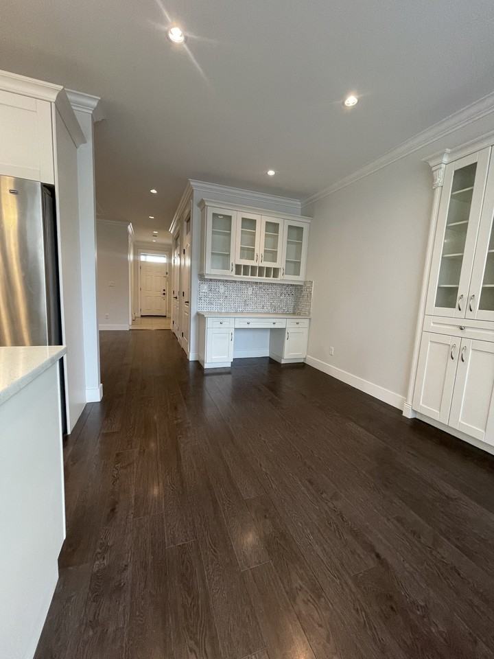 14948 60 Ave - Photo 4 of 19