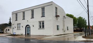 featured image of 105 S Harriet Ave #4