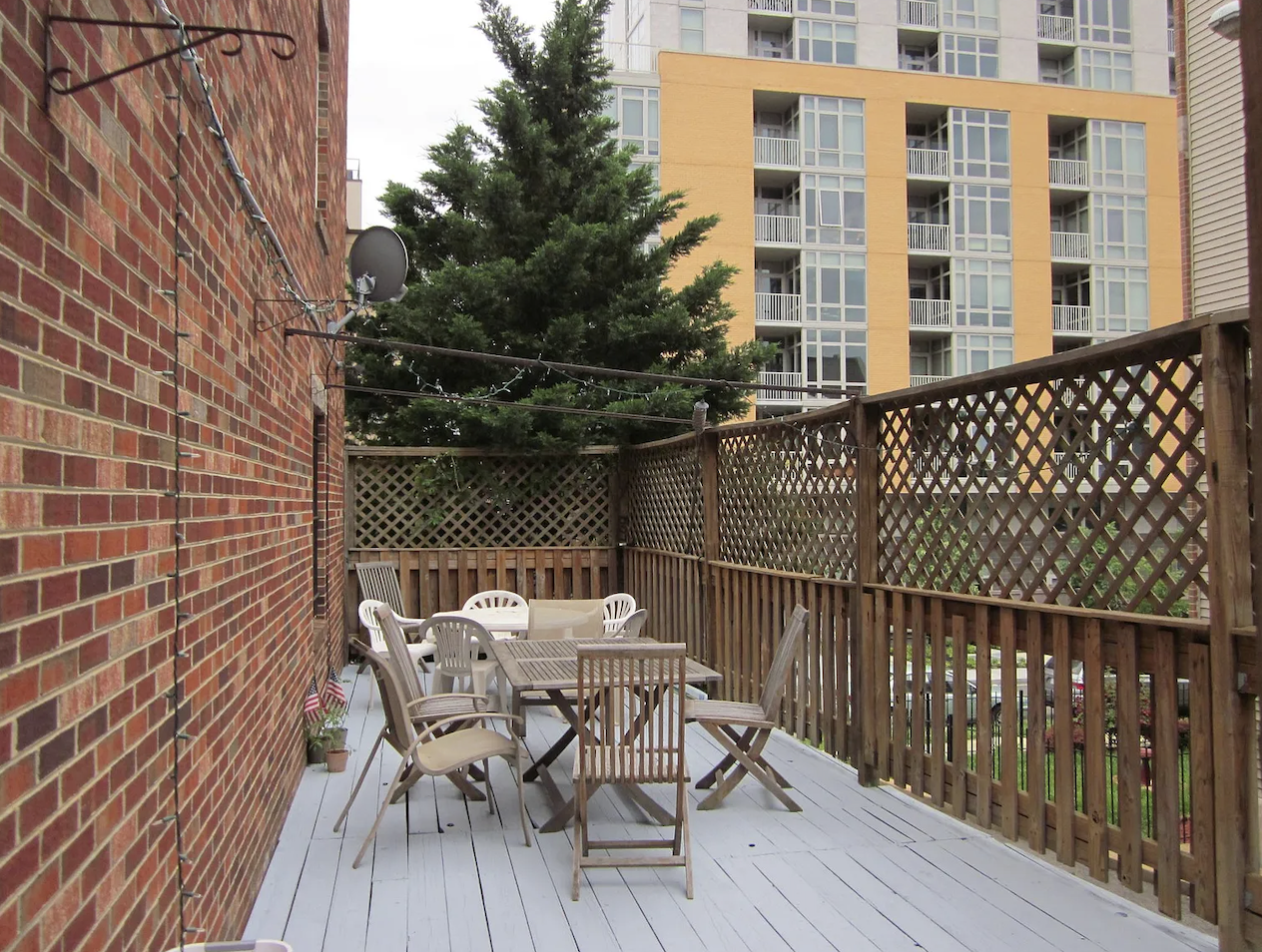 1333 Belmont St Nw #1 - Photo 6 of 13