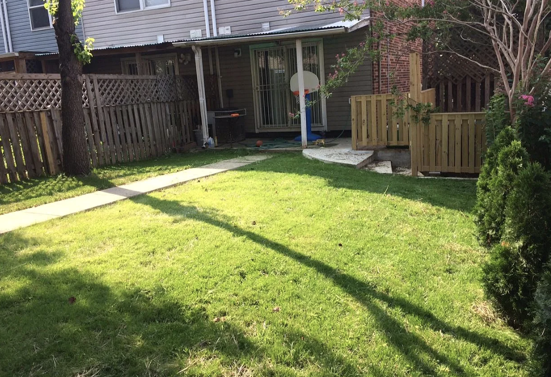 1333 Belmont St Nw #1 - Photo 7 of 13