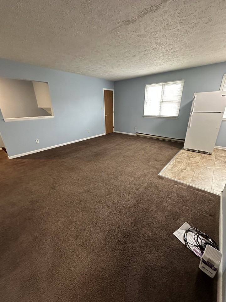 888 Wayne Ave #13 - Photo 5 of 16