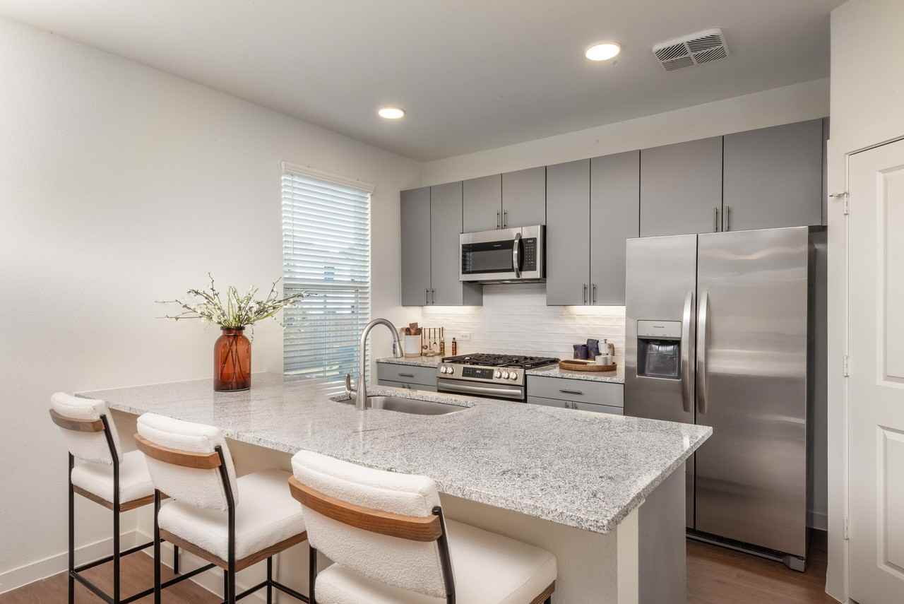 11141 183A Toll Road - Photo 7 of 15