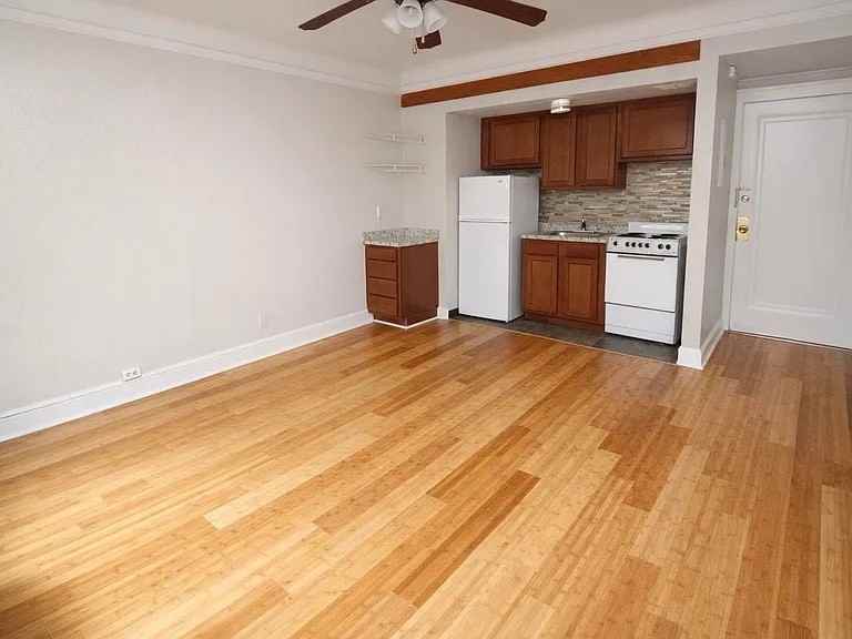 4629 BAYARD STREETAPT 215 #215 - Photo 2 of 8