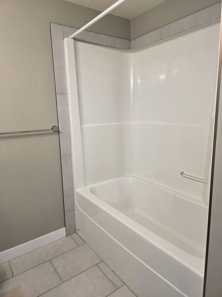 10311 107 AvenueBlock C - 102 #102O - Photo 6 of 8
